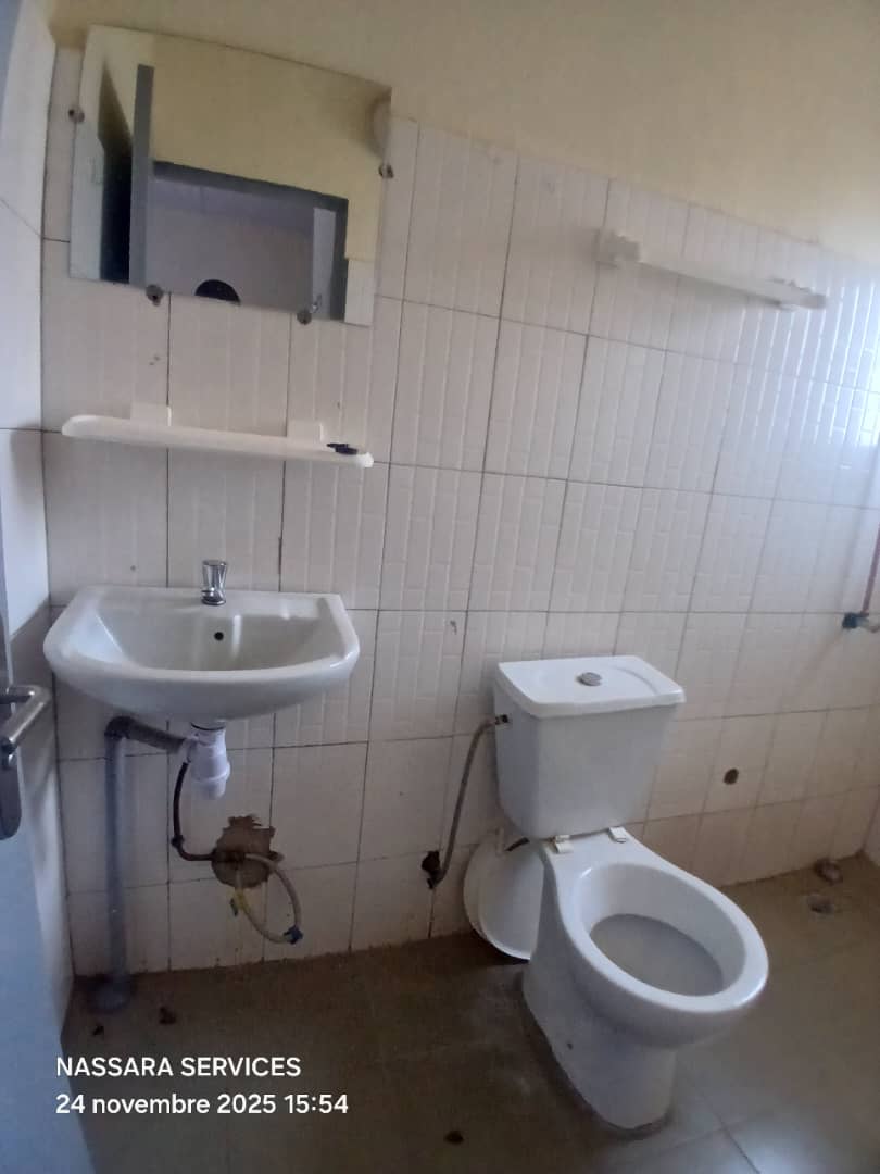 Chambre salon disponible au nouveau quartier